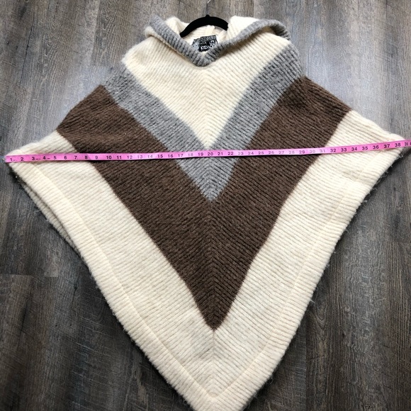 Icewool Vintage 100% Arctic Sheep Wool Poncho Med - Picture 7 of 8